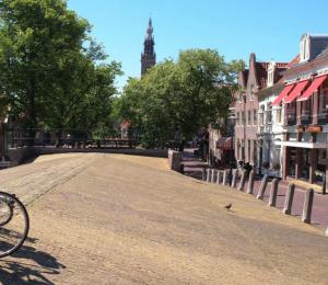 Shopping in Edam & Volendam